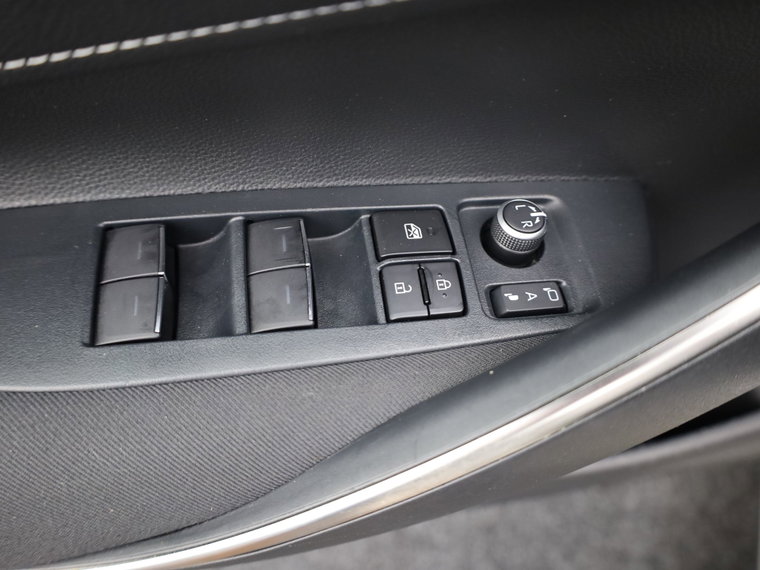 Vehicle Image 33