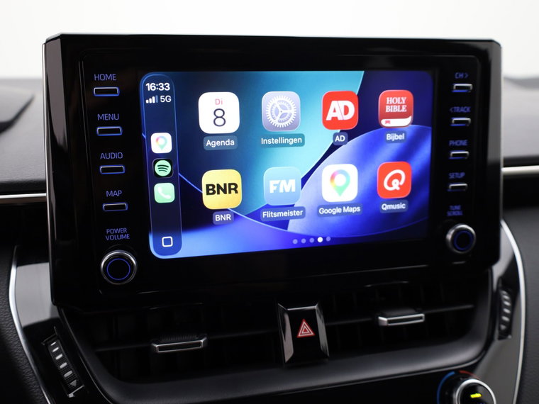Vehicle Image 8