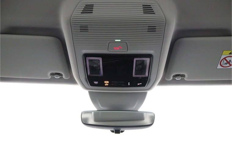Vehicle Image 33