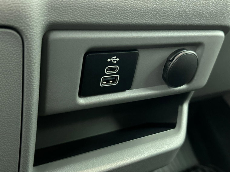 Vehicle Image 24
