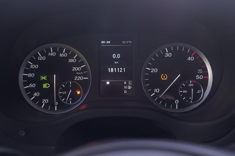 Vehicle Image 23