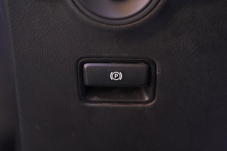 Vehicle Image 33