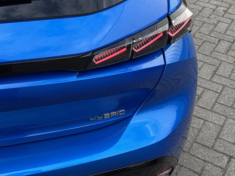 Vehicle Image 42