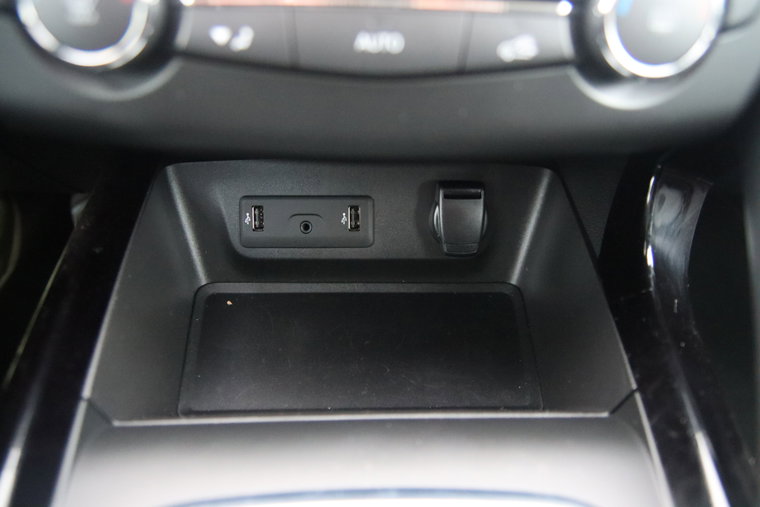 Vehicle Image 26