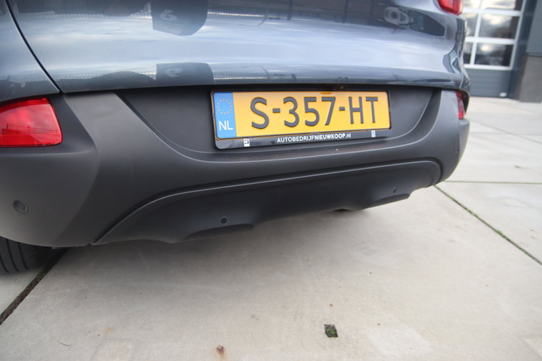 Vehicle Image 34