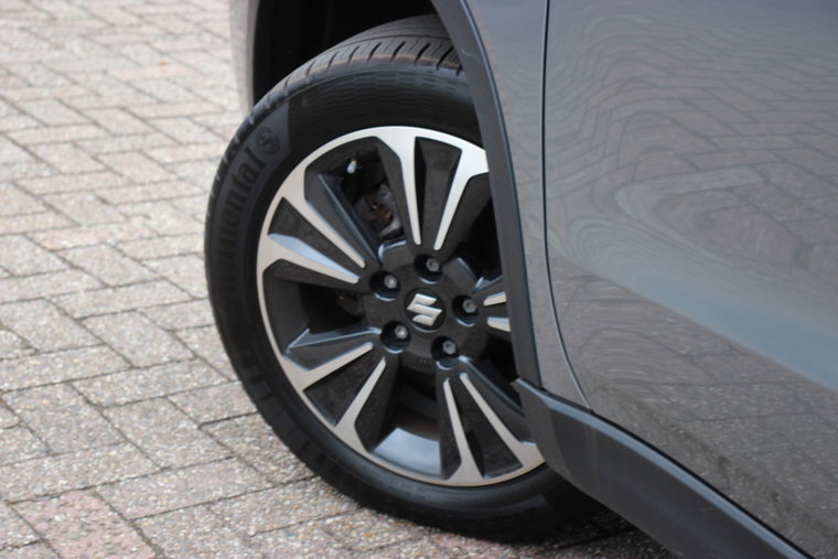 Vehicle Image 14