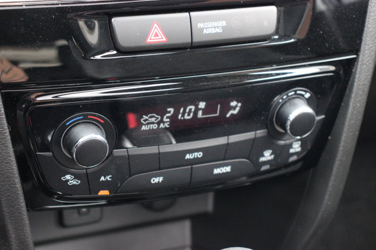 Vehicle Image 23