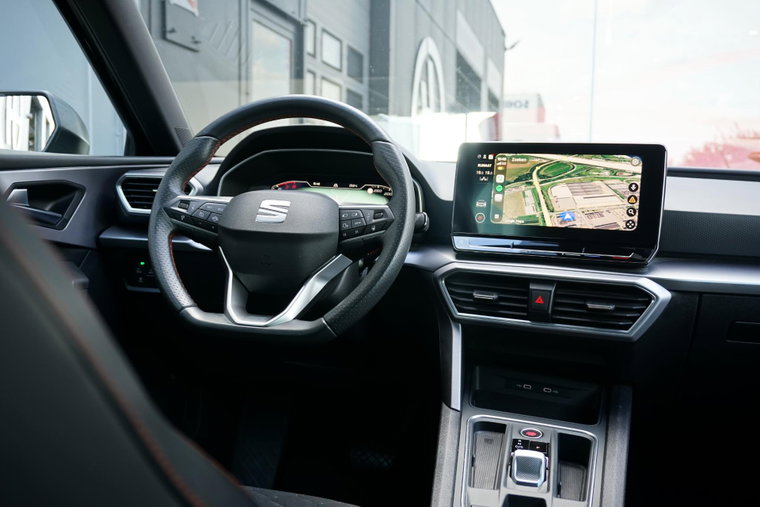 Vehicle Image 19