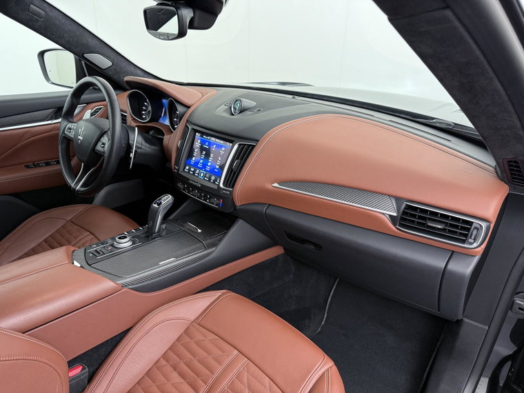 Vehicle Image 36