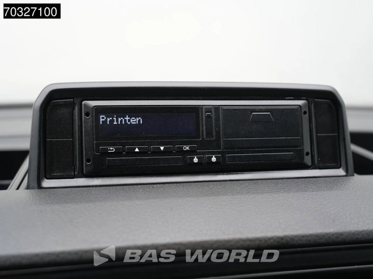 Vehicle Image 29