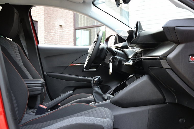 Vehicle Image 9