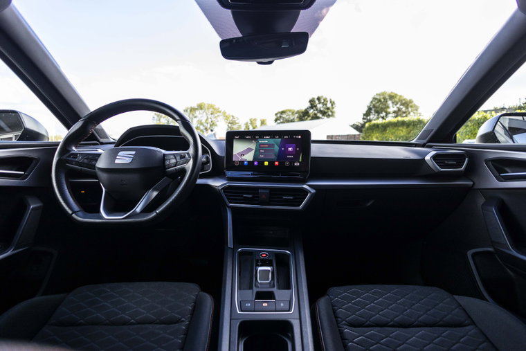 Vehicle Image 30