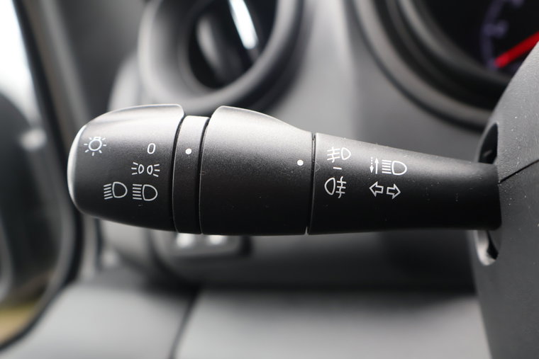 Vehicle Image 23