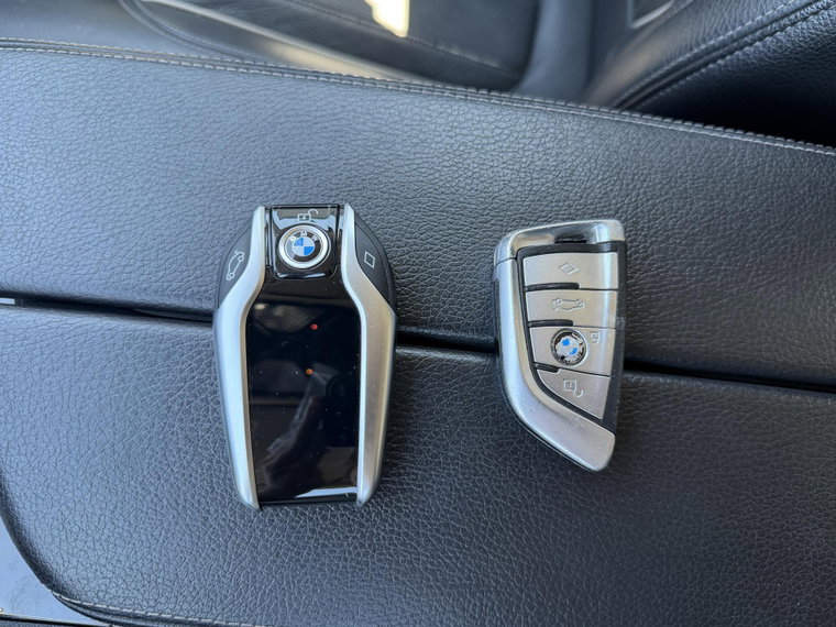 Vehicle Image 28