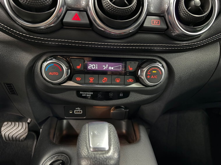 Vehicle Image 26
