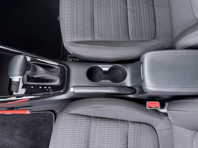 Vehicle Image 33