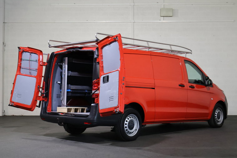 Vehicle Image 10