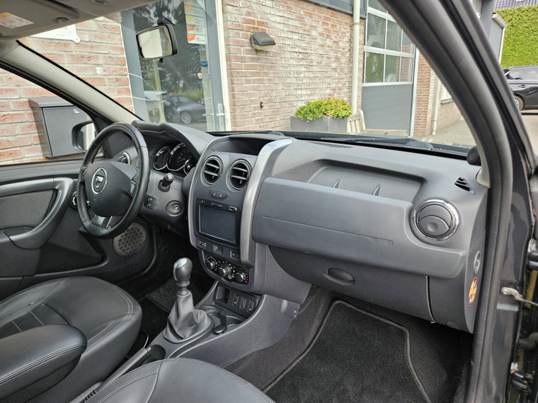 Vehicle Image 29