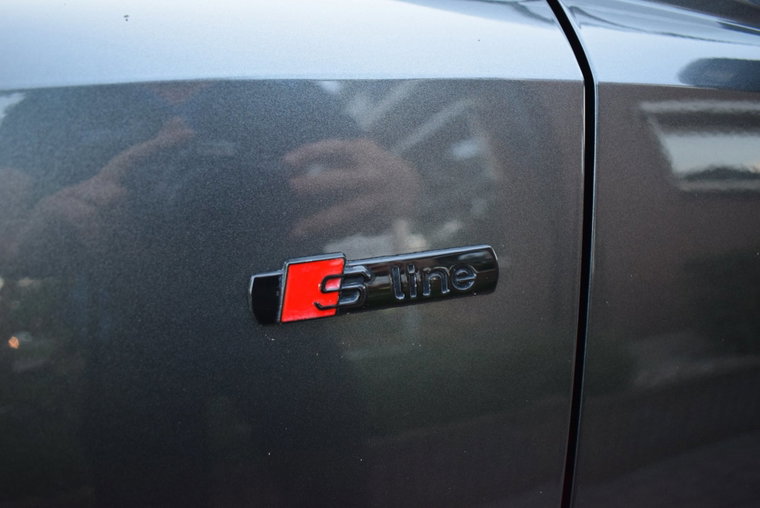 Vehicle Image 30
