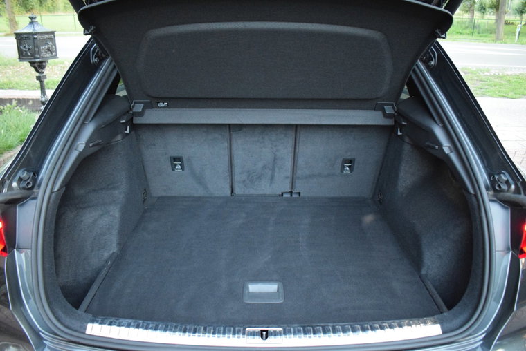 Vehicle Image 36