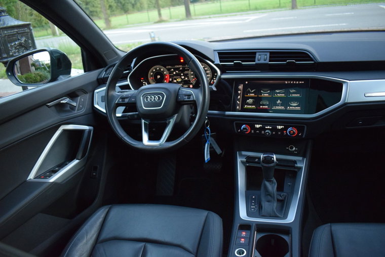 Vehicle Image 40
