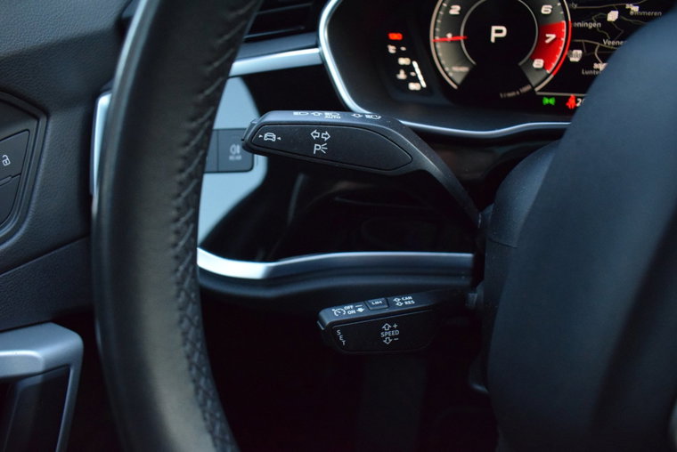 Vehicle Image 42