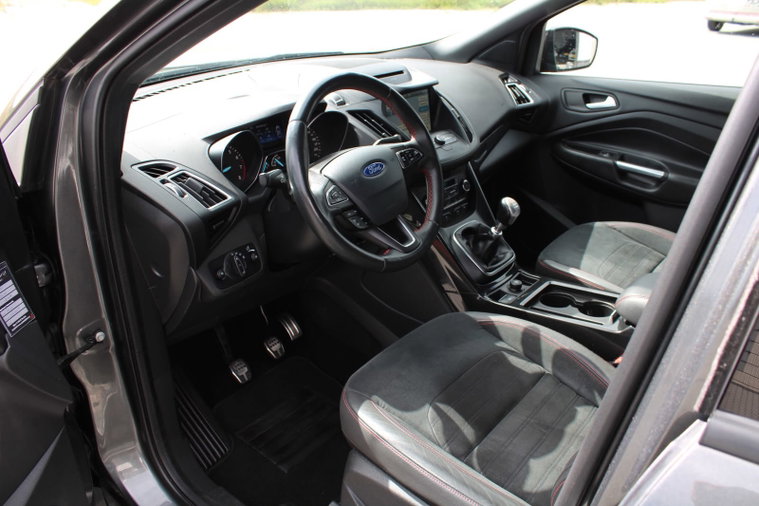 Vehicle Image 16