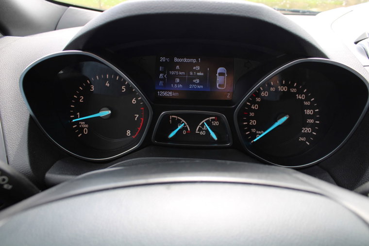 Vehicle Image 23