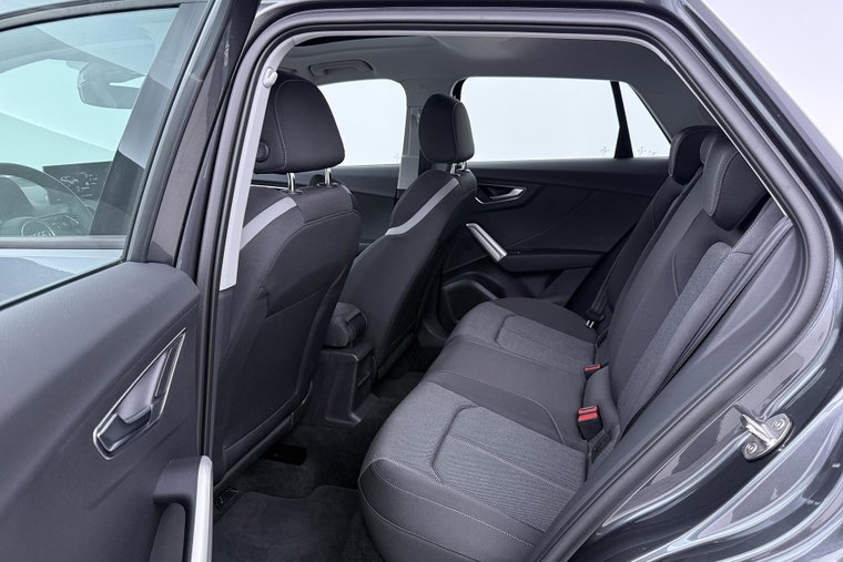 Vehicle Image 37