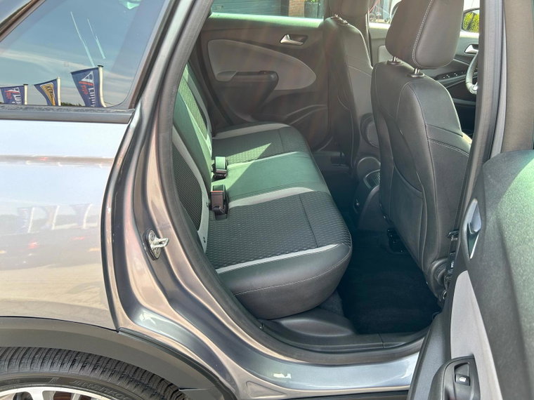 Vehicle Image 35