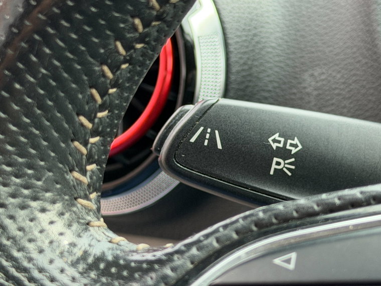 Vehicle Image 26