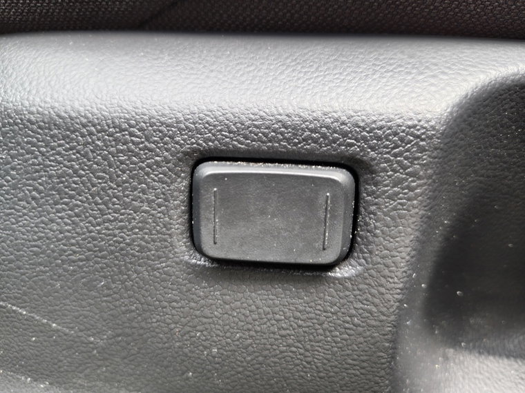 Vehicle Image 27