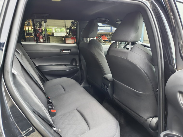 Vehicle Image 30