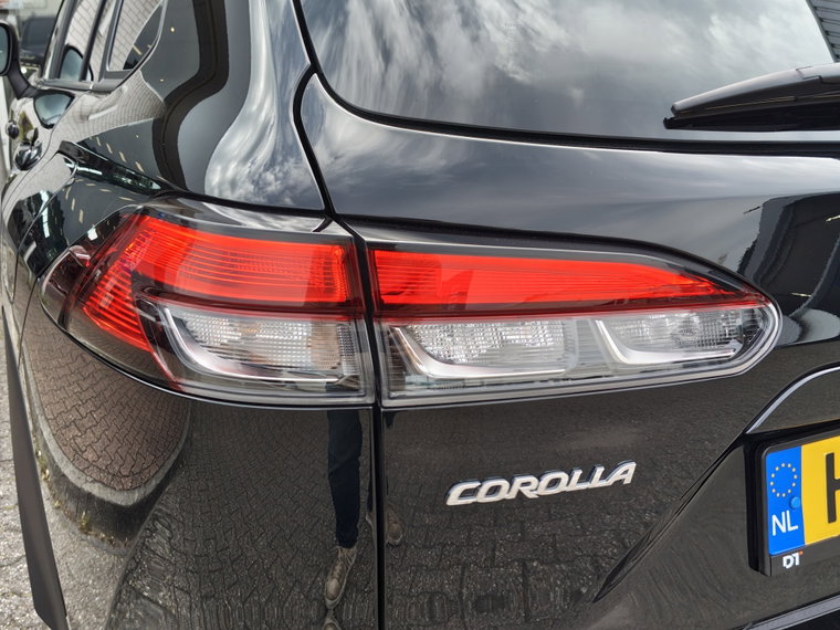 Vehicle Image 35