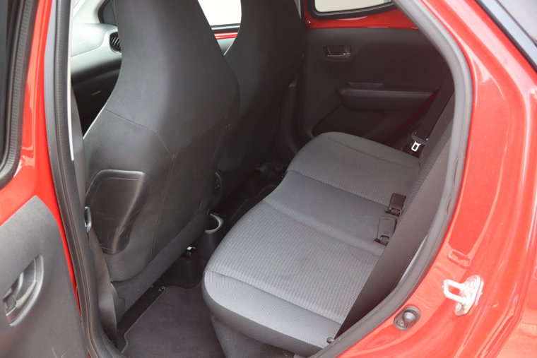 Vehicle Image 23