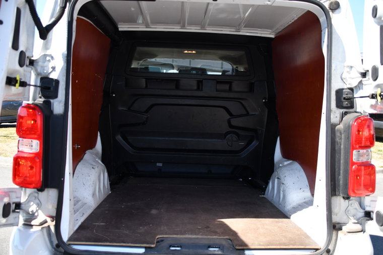 Vehicle Image 36