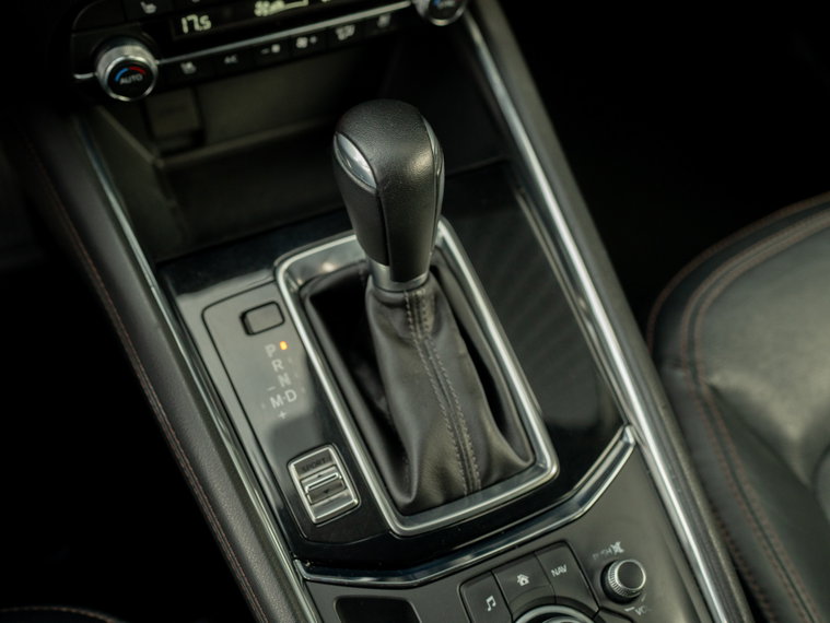 Vehicle Image 38