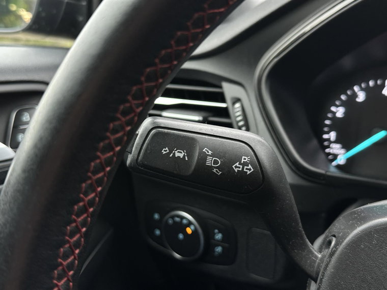 Vehicle Image 28
