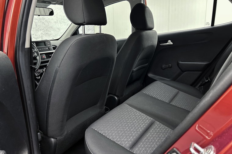 Vehicle Image 13