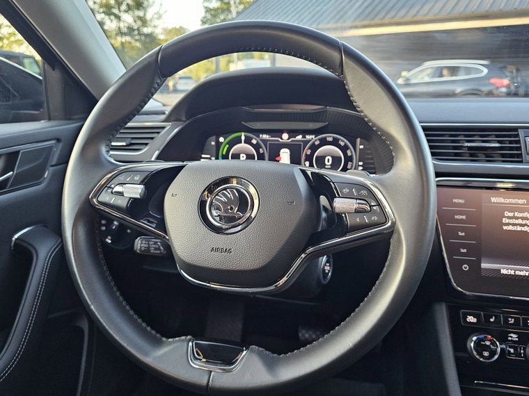 Vehicle Image 33