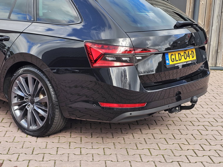 Vehicle Image 48