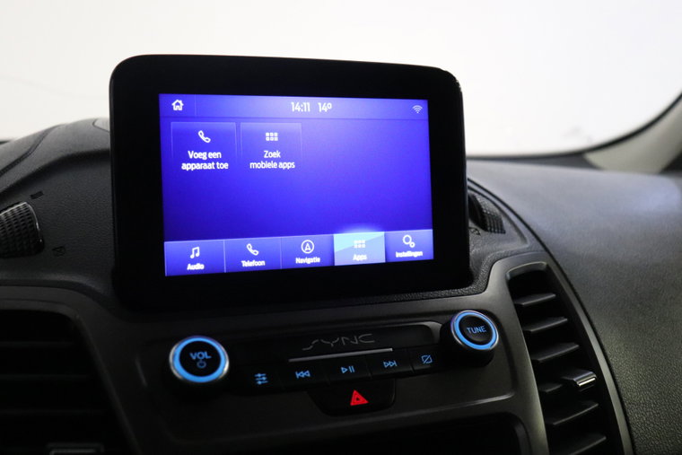Vehicle Image 18