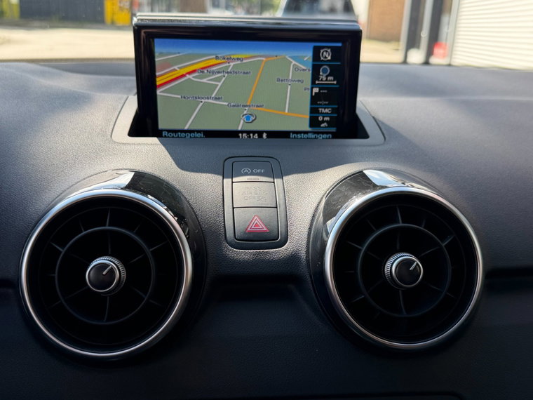 Vehicle Image 35