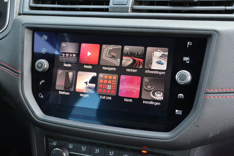 Vehicle Image 12