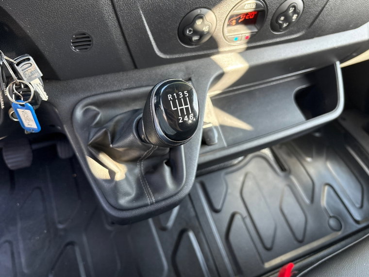 Vehicle Image 31
