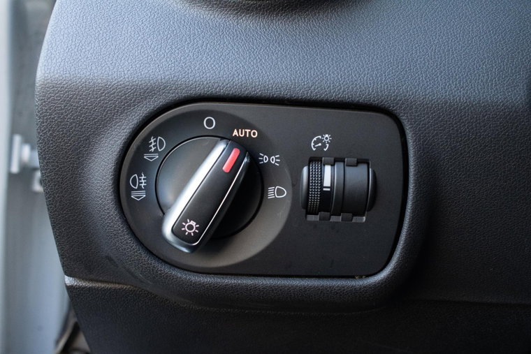 Vehicle Image 24