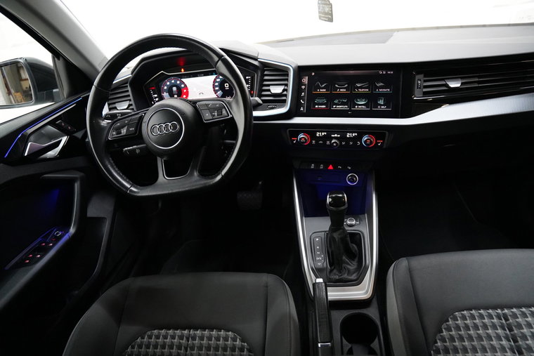 Vehicle Image 19