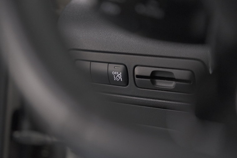 Vehicle Image 35