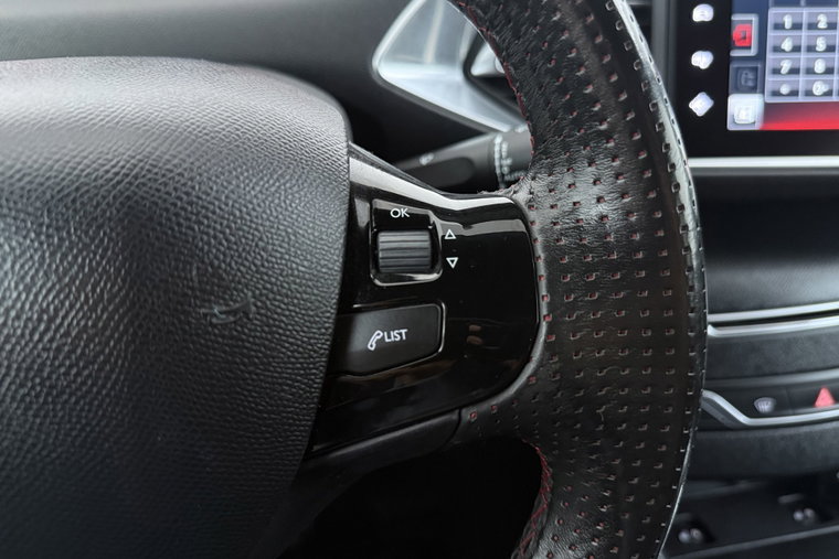 Vehicle Image 31