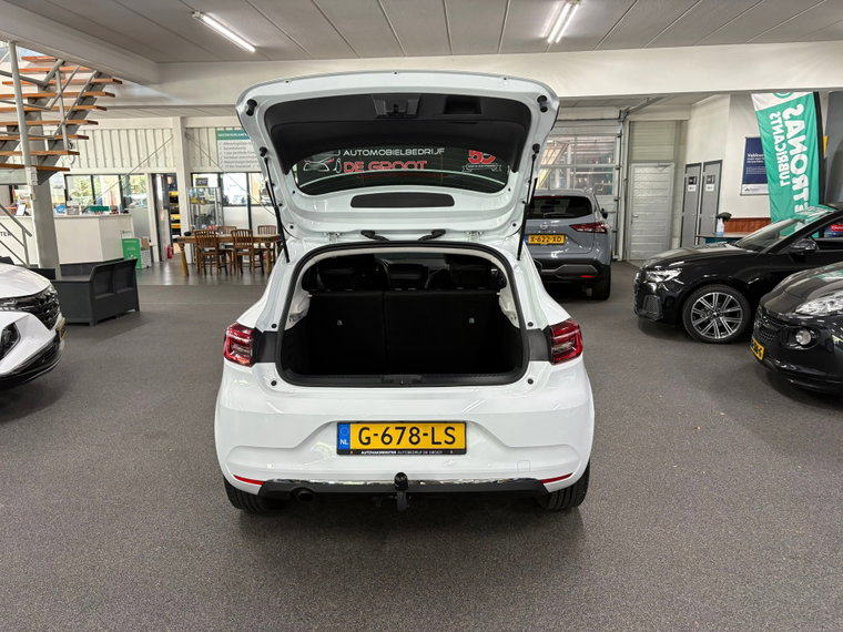 Vehicle Image 32